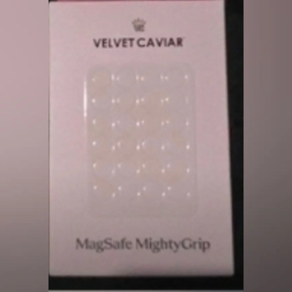 Velvet Caviar MightyGrip MagSafe‎ Mounts Emerald Green New Msrp$25